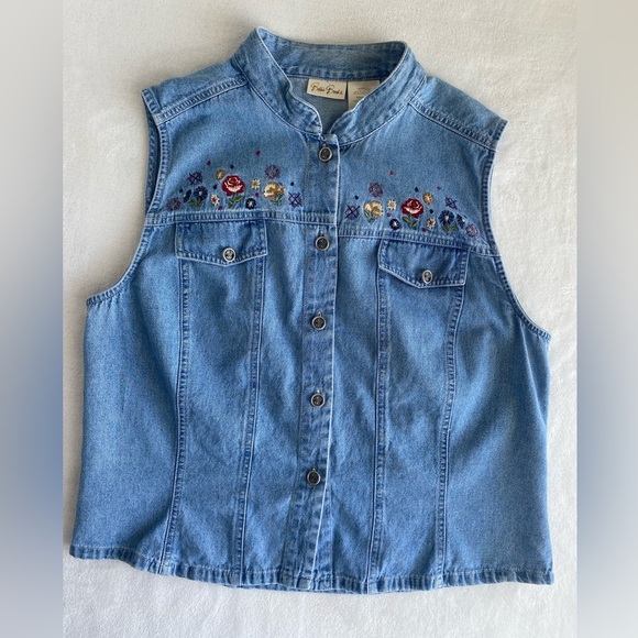 Vintage‎ Bobbie Brooks L Denim Blue Jean Vest Embroidered Flowers Cottage Core - Picture 1 of 9